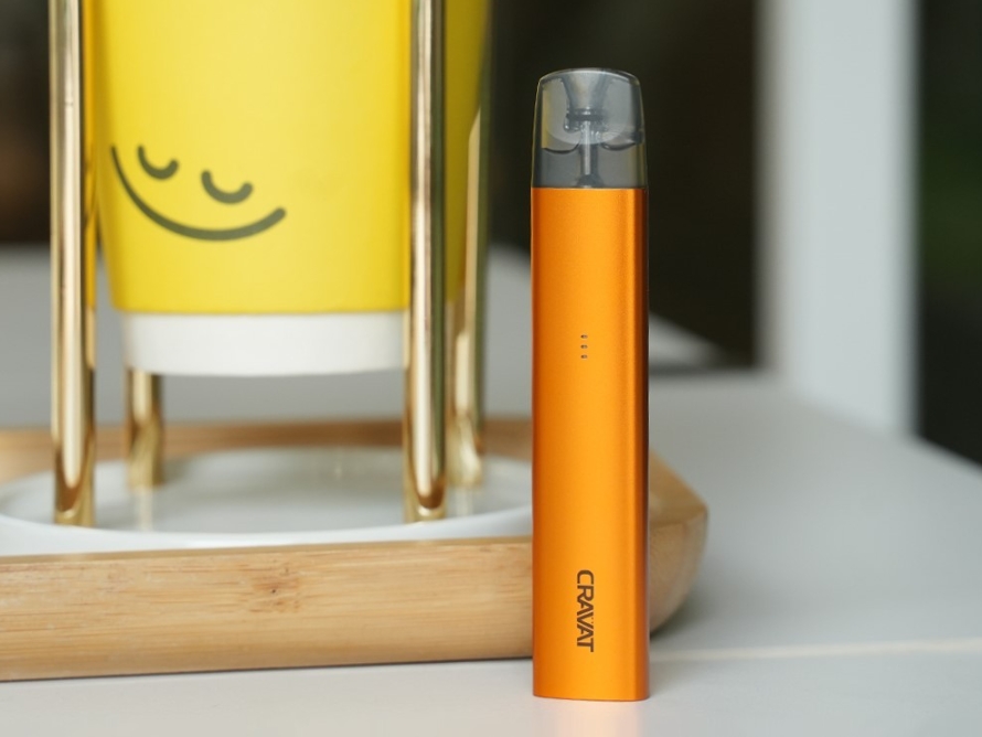 UWELL CRAVAT Pod System Vape - oranje: Een zonsondergang in je broekzak: waarom deze kleine reus de Nederlandse dampers in 2025 verovert